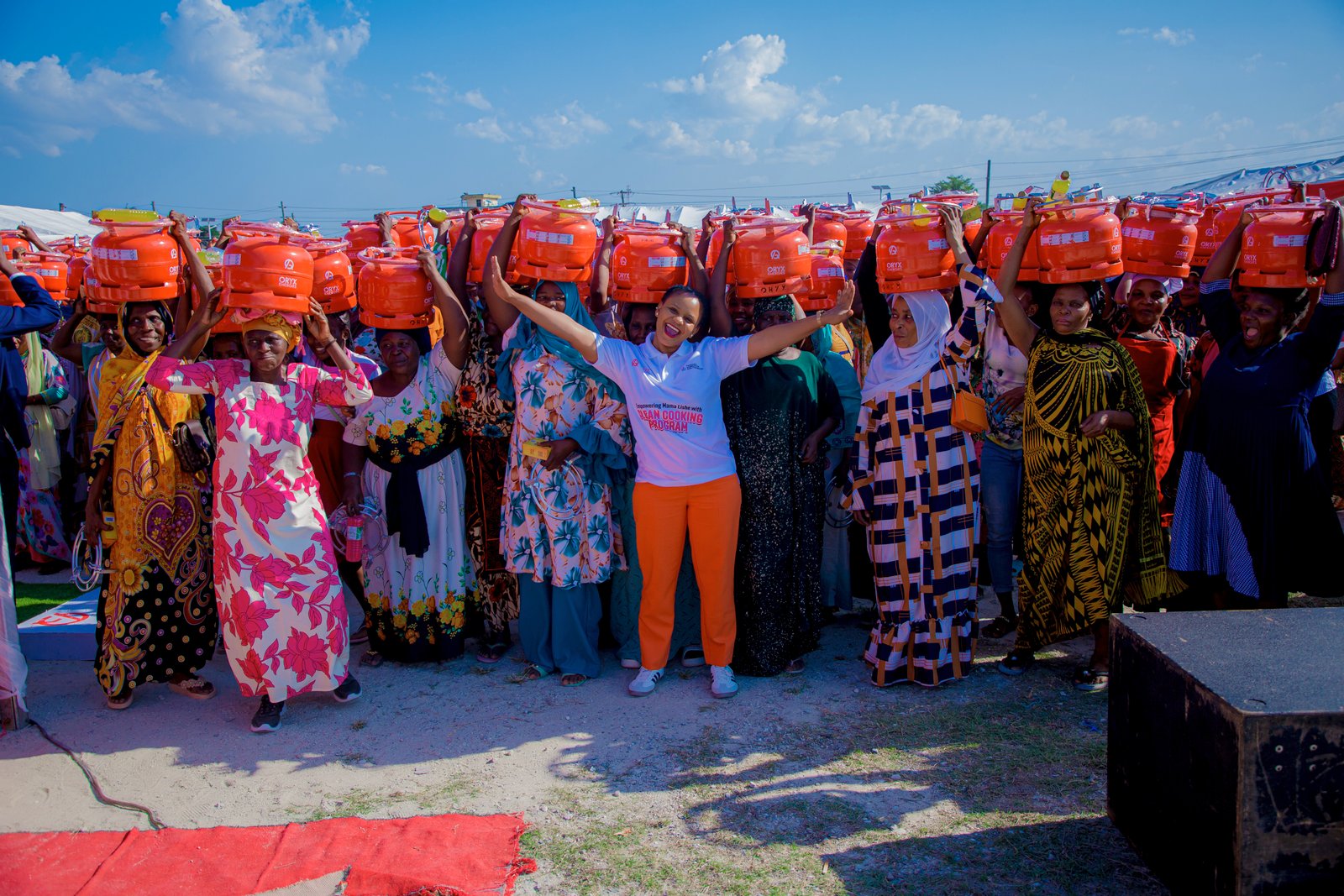Empowering Women Food Vendors with Clean Cooking Energy - Image 4